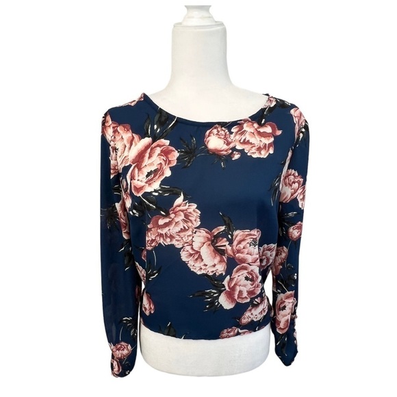 Charlotte Russe Floral Blue Sheer Long Sleeve Tie Back Top - Size Large - Picture 4 of 11